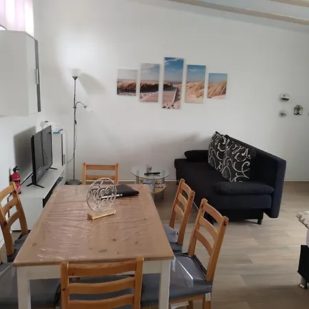 Apartment Am *
